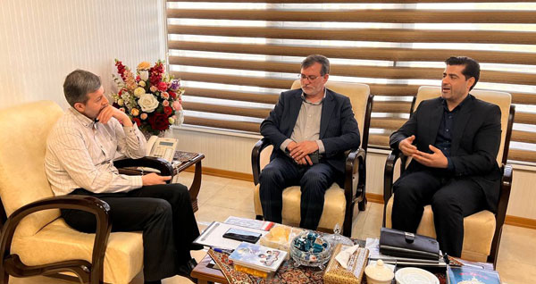 آخرین وضعیت پیشرفت پروژه مترو غرب استان تهران در دیدار با دکترجمالی نژاد معاون عمرانی وزارت کشور بررسی شد.